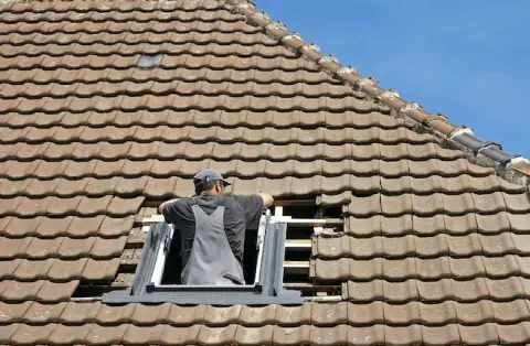 Pose de velux à Soudan